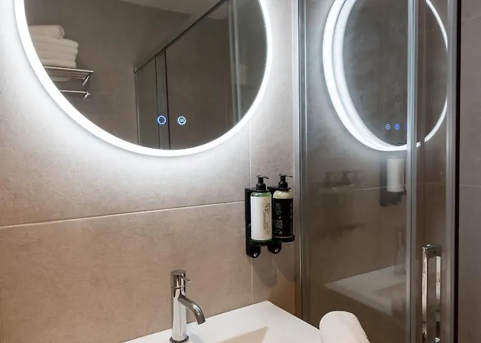 Arena Basic Aparthotel 4*